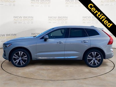 2023 Volvo XC60 Plus Bright Theme