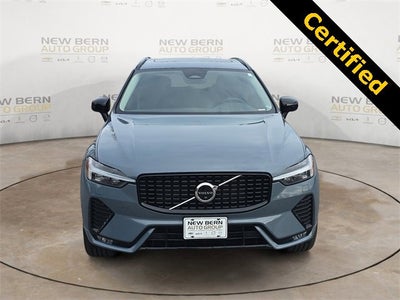 2023 Volvo XC60 Plus Dark Theme