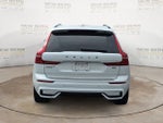 2023 Volvo XC60 Plus Dark Theme