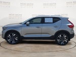 2024 Volvo XC40 Plus Bright Theme