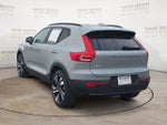 2024 Volvo XC40 Plus Dark Theme