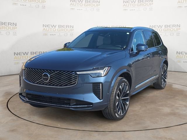 2025 Volvo XC90 B5 Plus Bright 4WD's photo