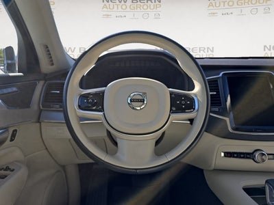 2025 Volvo XC90 Core