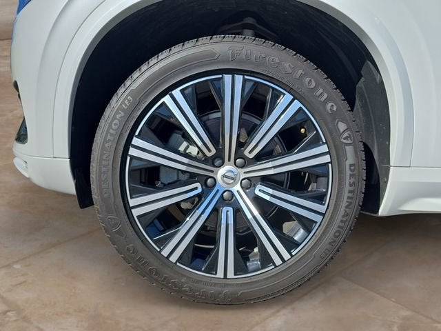2025 Volvo XC90 Core