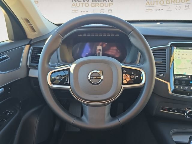 2025 Volvo XC90 Core