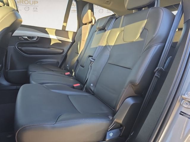 2025 Volvo XC90 Core