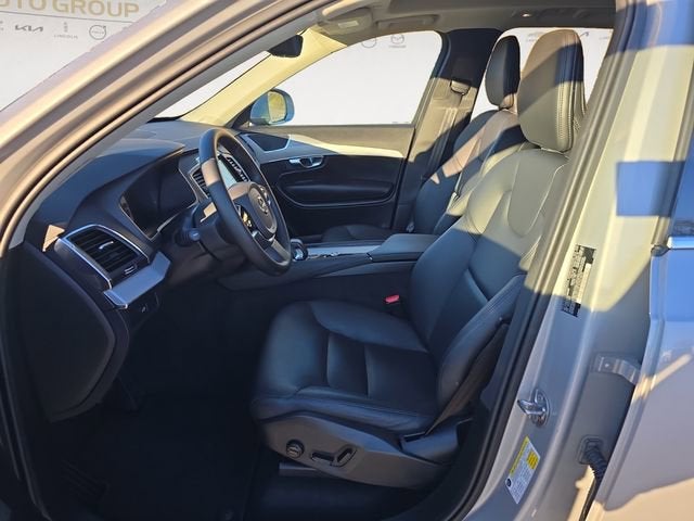 2025 Volvo XC90 Core