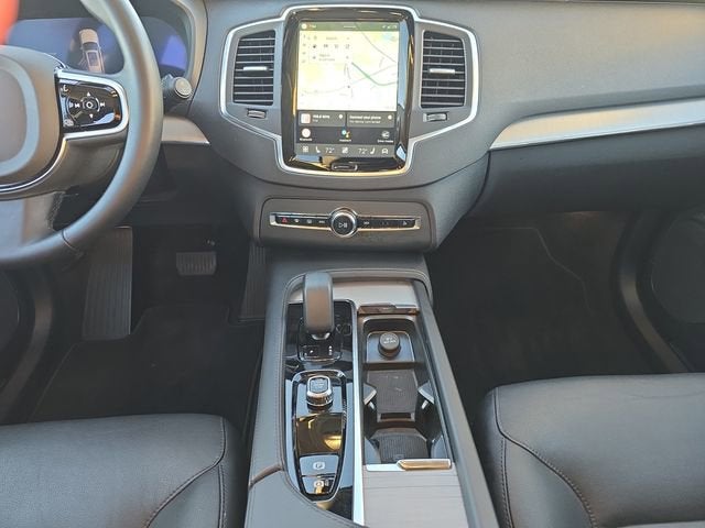 2025 Volvo XC90 Core