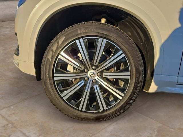 2025 Volvo XC90 Core