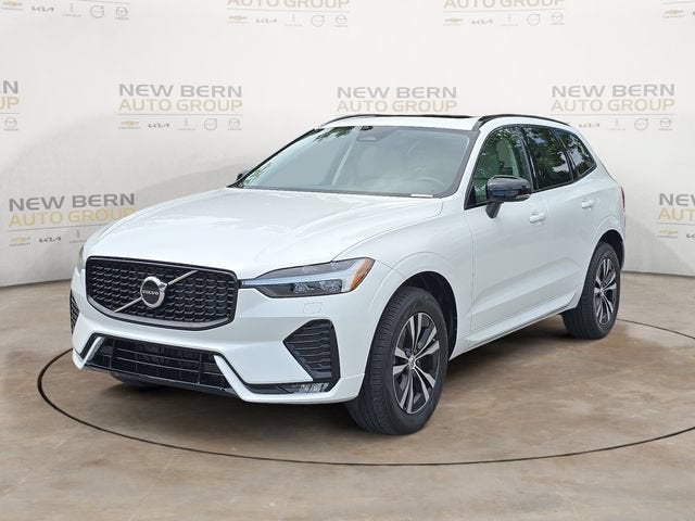 2025 Volvo XC60 Core