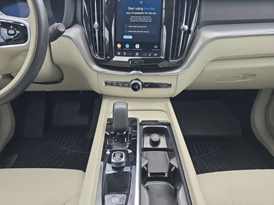 2025 Volvo XC60 Core