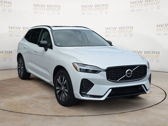2025 Volvo XC60 Core