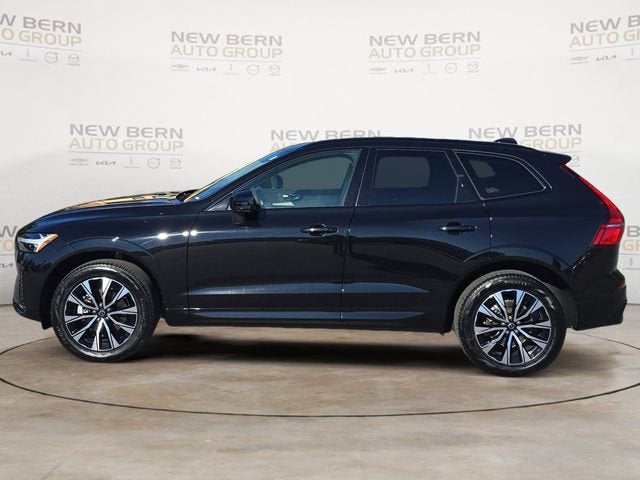 2025 Volvo XC60 Core