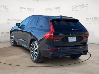 2025 Volvo XC60 Core