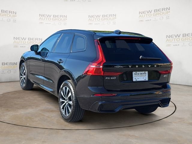 2025 Volvo XC60 Core