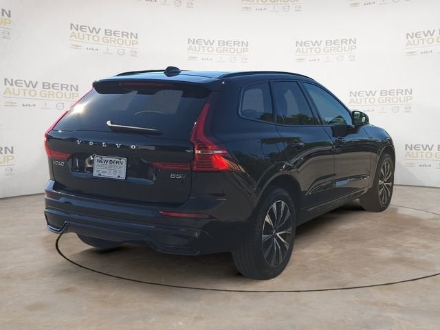 2025 Volvo XC60 Core