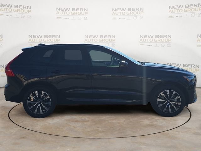 2025 Volvo XC60 Core