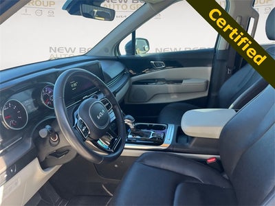 2024 Kia Carnival EX