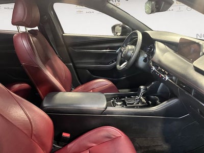 2022 Mazda Mazda3 Carbon Edition