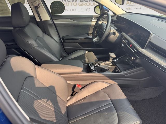 2025 Kia K5 EX