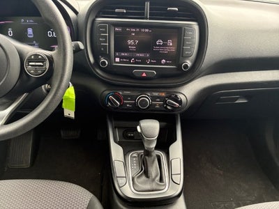 2024 Kia Soul LX